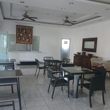 Liberty Homestay Parit  Ngoại thất bức ảnh
